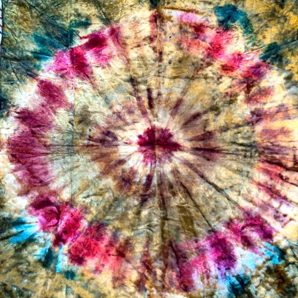 Velvet tye dye table cloth/ cover. 33